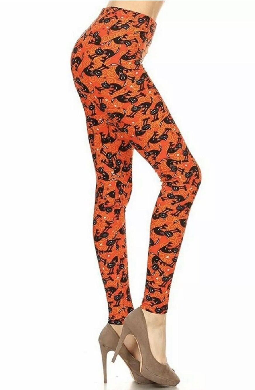 Cats Halloween Black And Orange.  Super cute leggings Plus Size 12-18